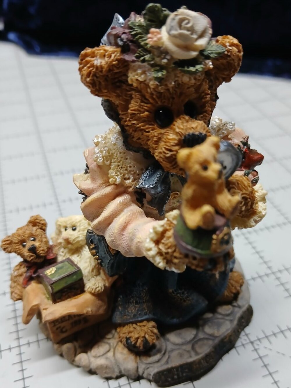 Boyd's Bears "The Collector."